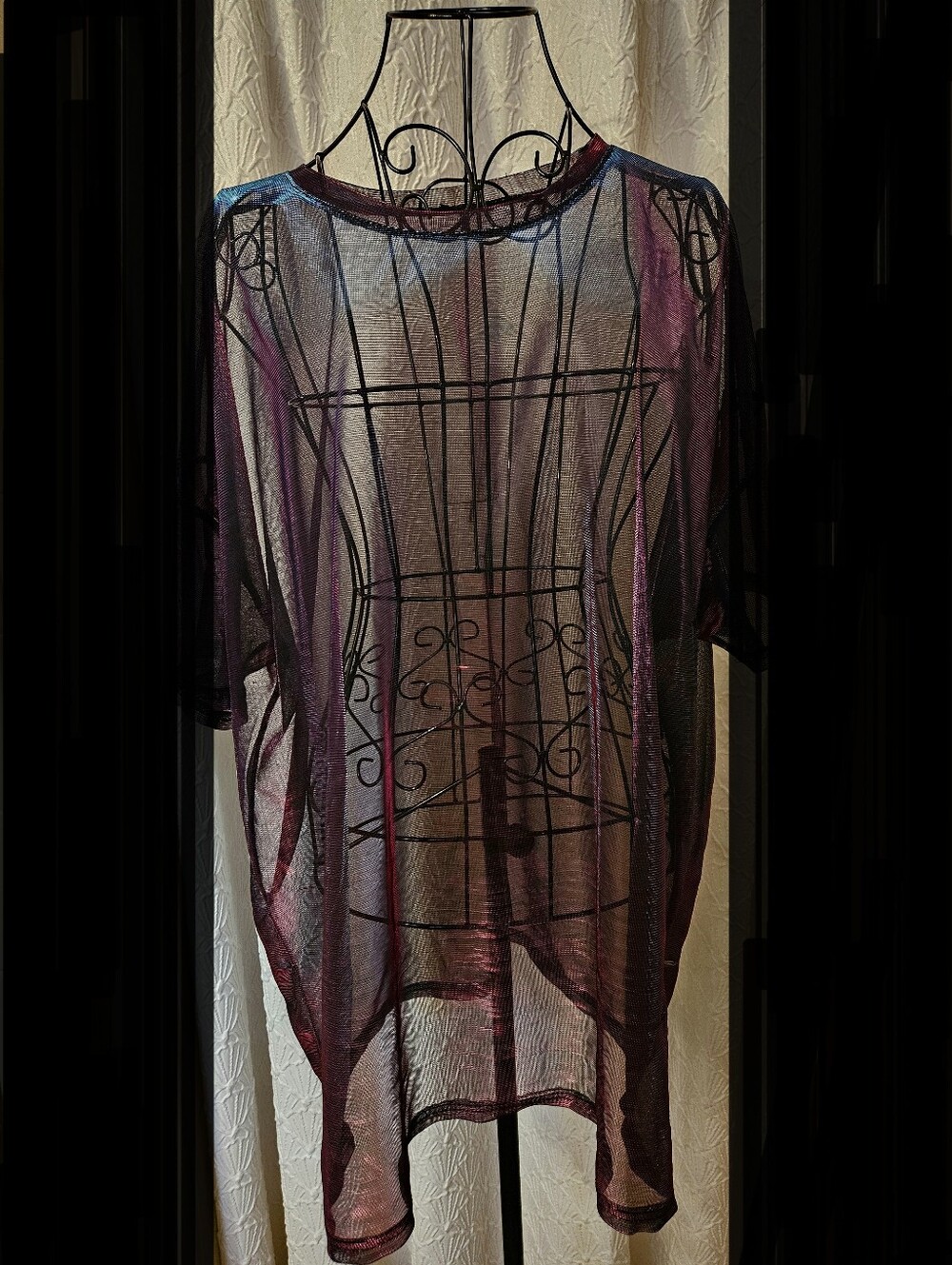 SHEIN Curve Iridescent Blue & Magenta Knit Top - Picture 4 of 9